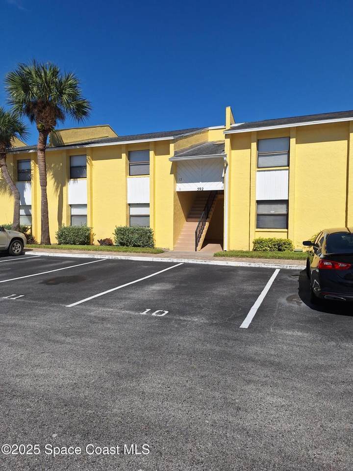 592 Wickham Road - Photo 1