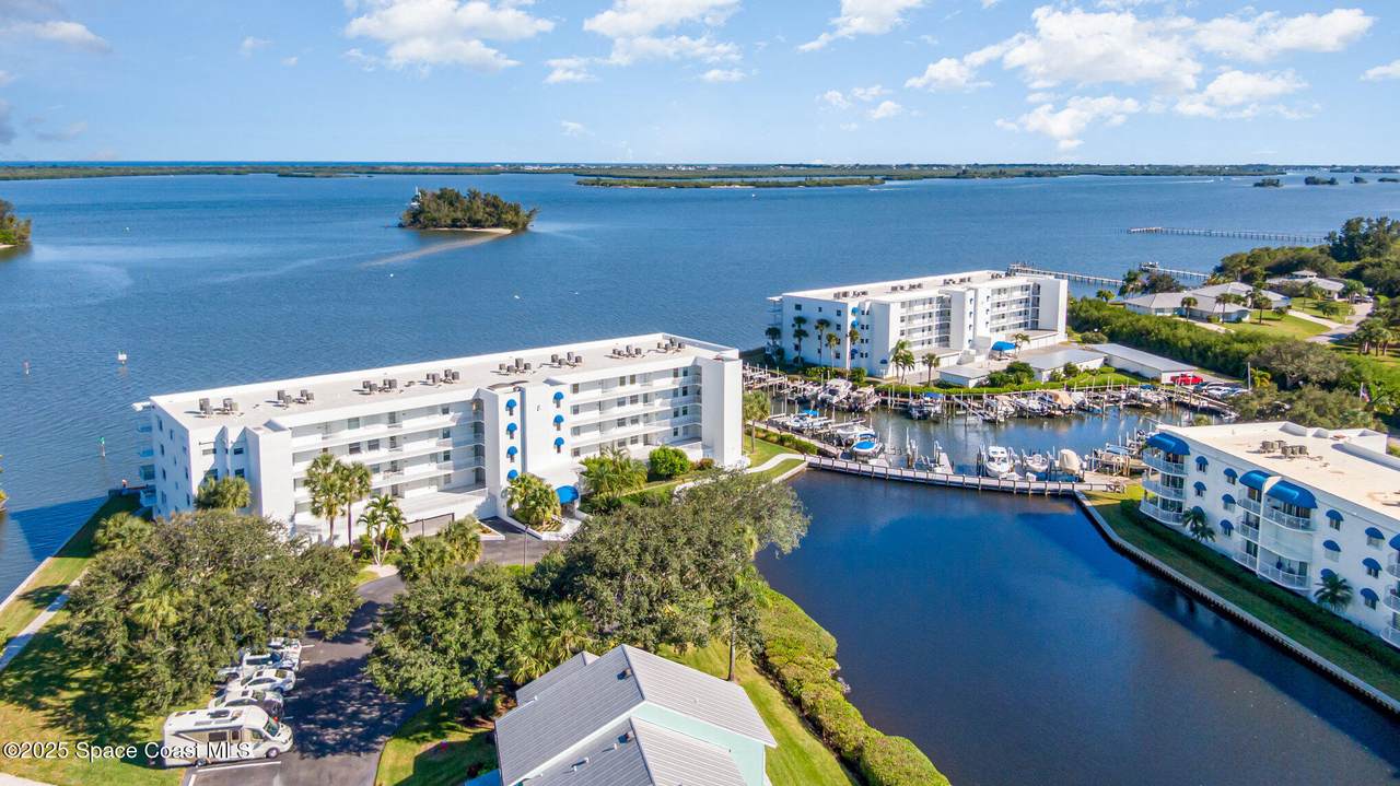 6029 River Run Drive - Photo 1