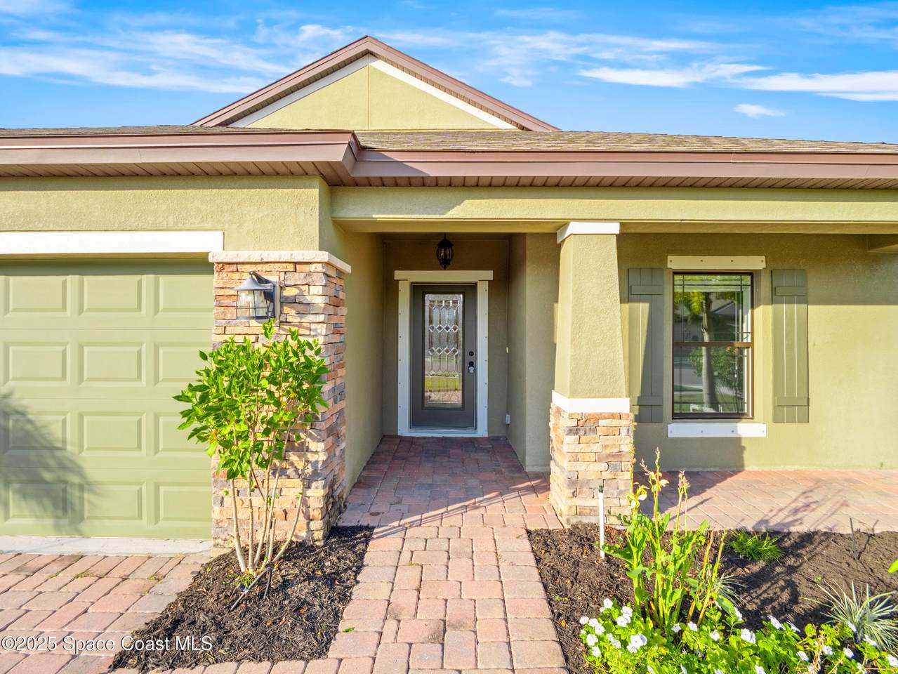 https://bt-photos.global.ssl.fastly.net/spacecoast/1280_boomver_1_1063751-2.jpg