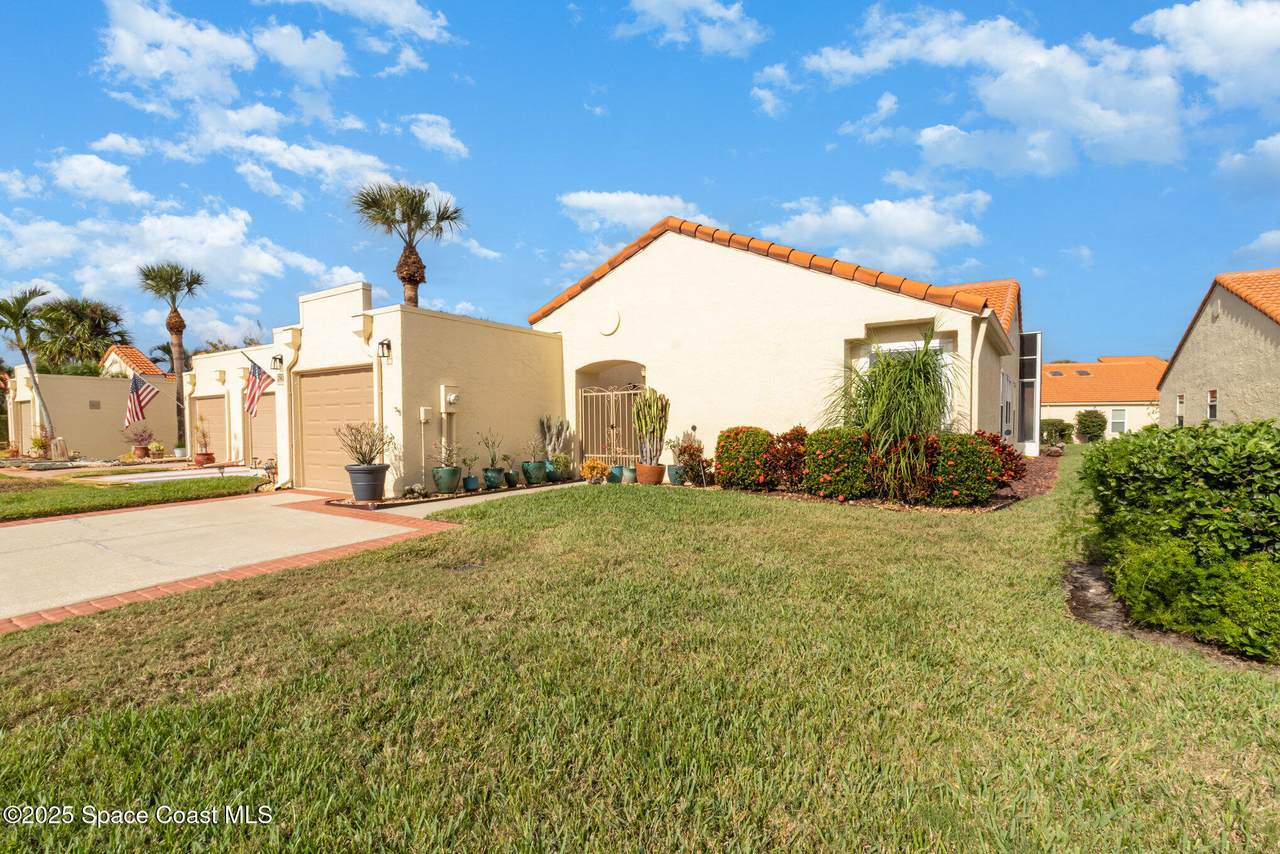 742 Pine Island Drive - Photo 1