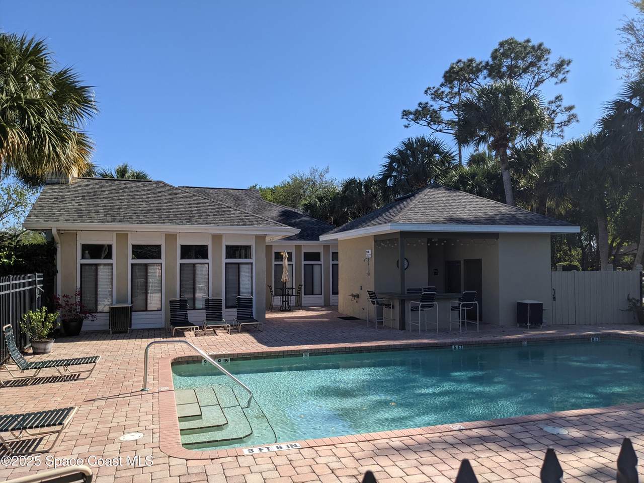 https://bt-photos.global.ssl.fastly.net/spacecoast/1280_boomver_1_1064134-2.jpg