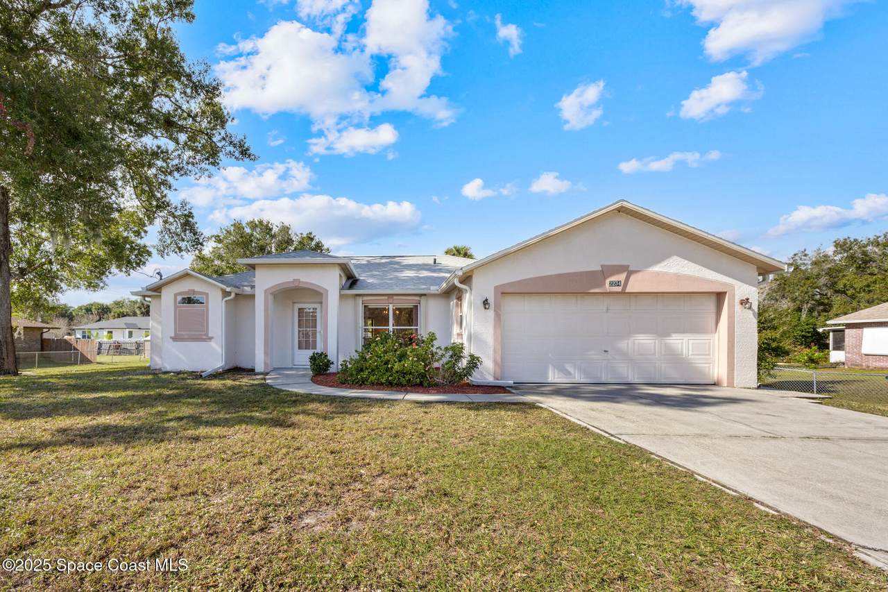 2234 Arizona St Street - Photo 1