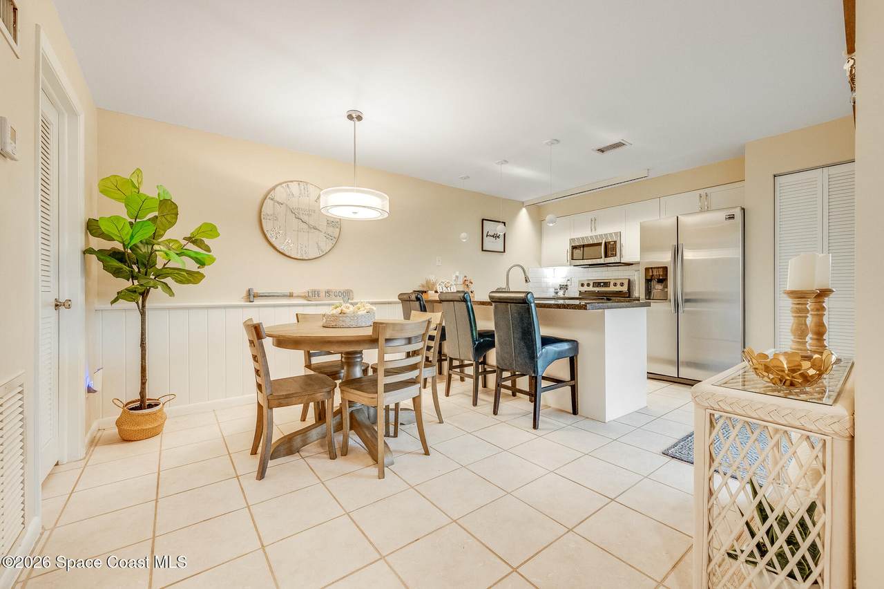 https://bt-photos.global.ssl.fastly.net/spacecoast/1280_boomver_1_1064546-2.jpg