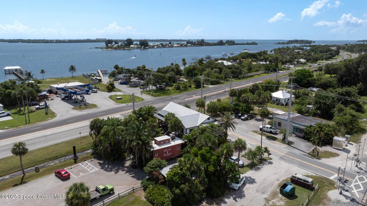 https://bt-photos.global.ssl.fastly.net/spacecoast/1280_boomver_1_1064576-2.jpg