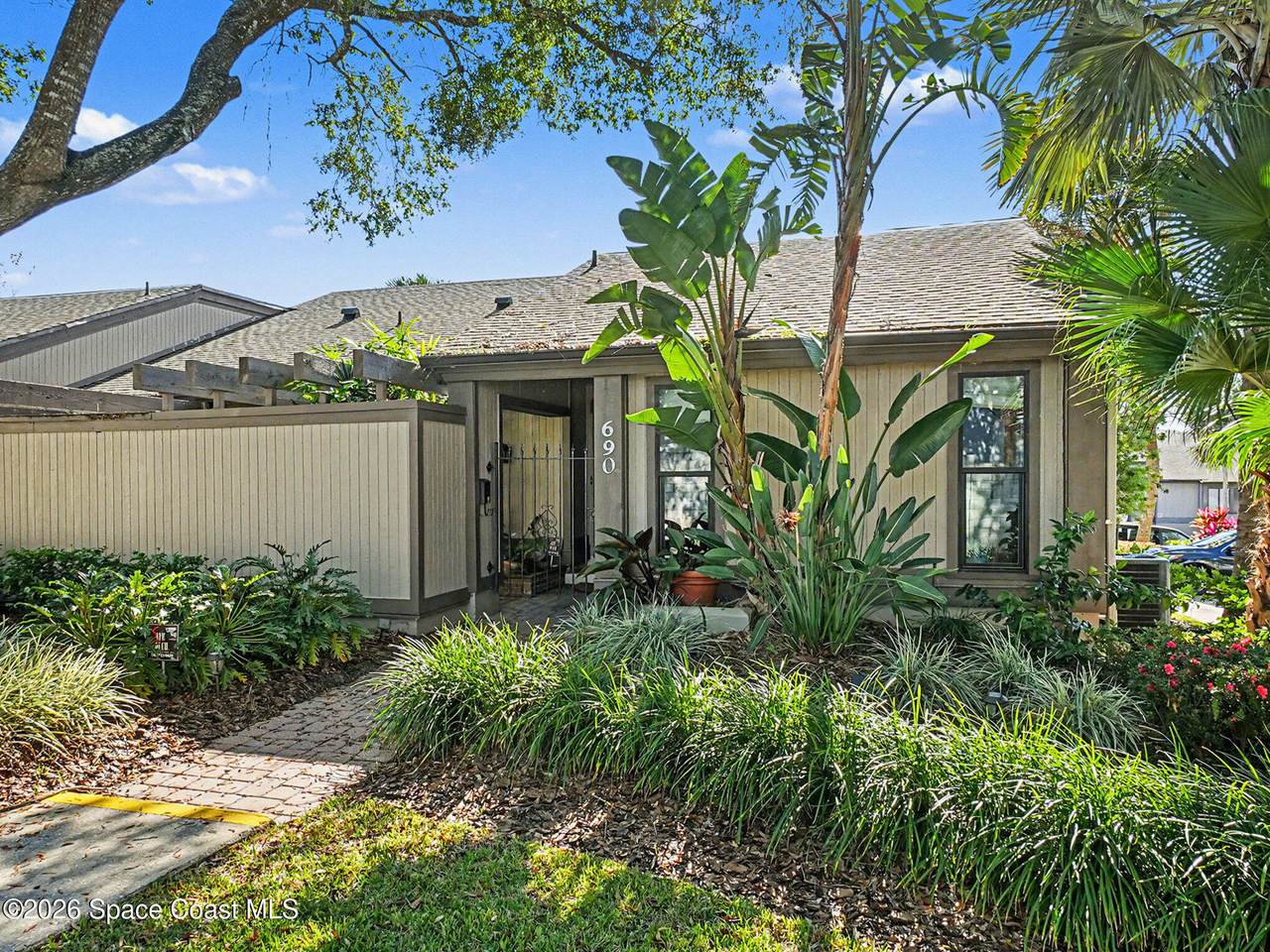 690 Lake Villas Drive - Photo 1