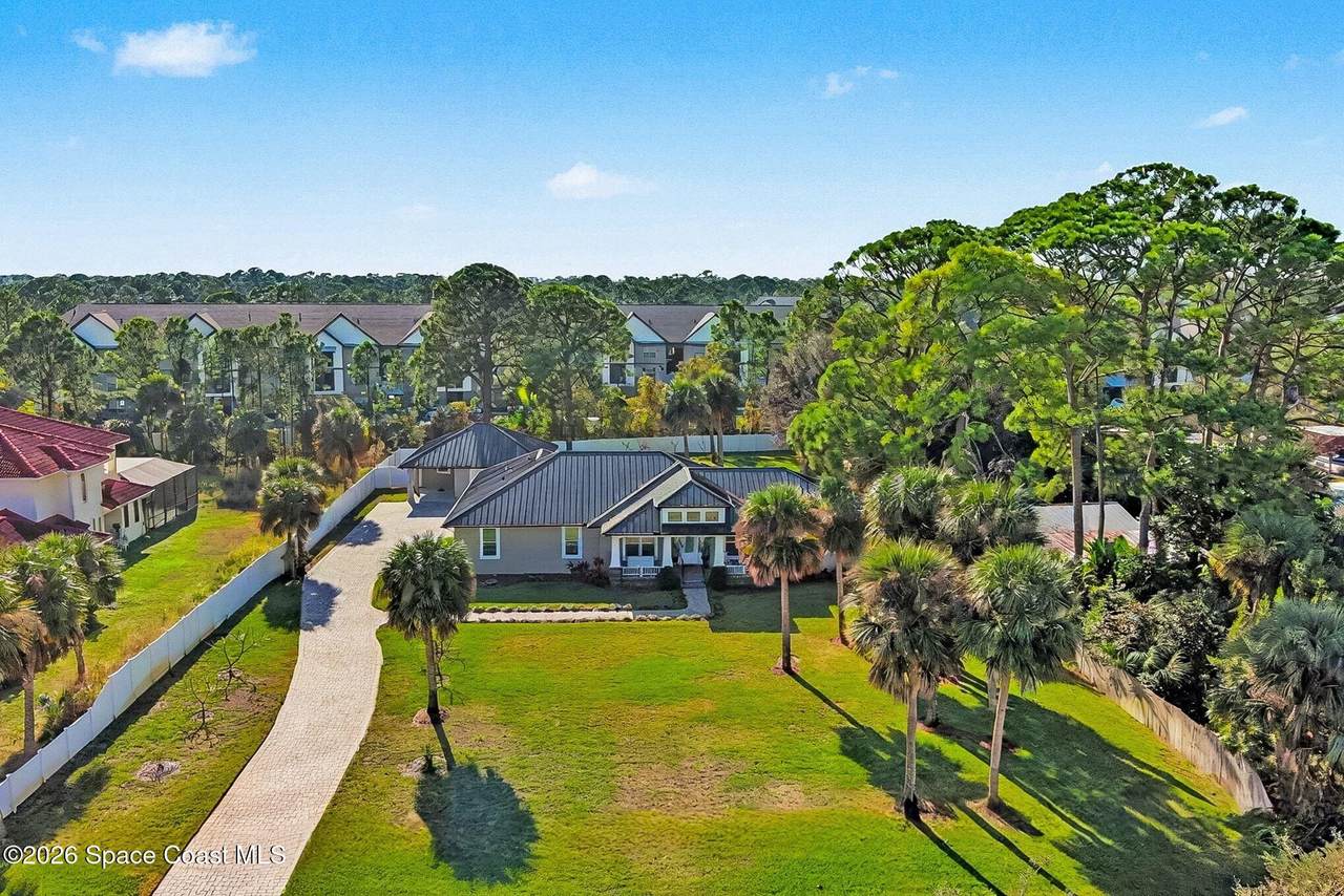 5440 Riveredge Drive - Photo 1