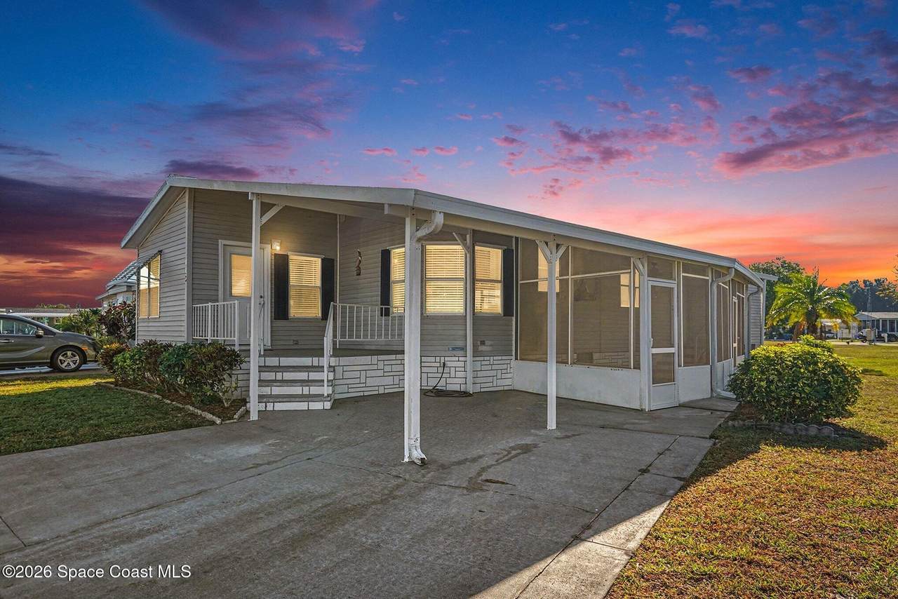 110 Holiday Park Boulevard - Photo 1