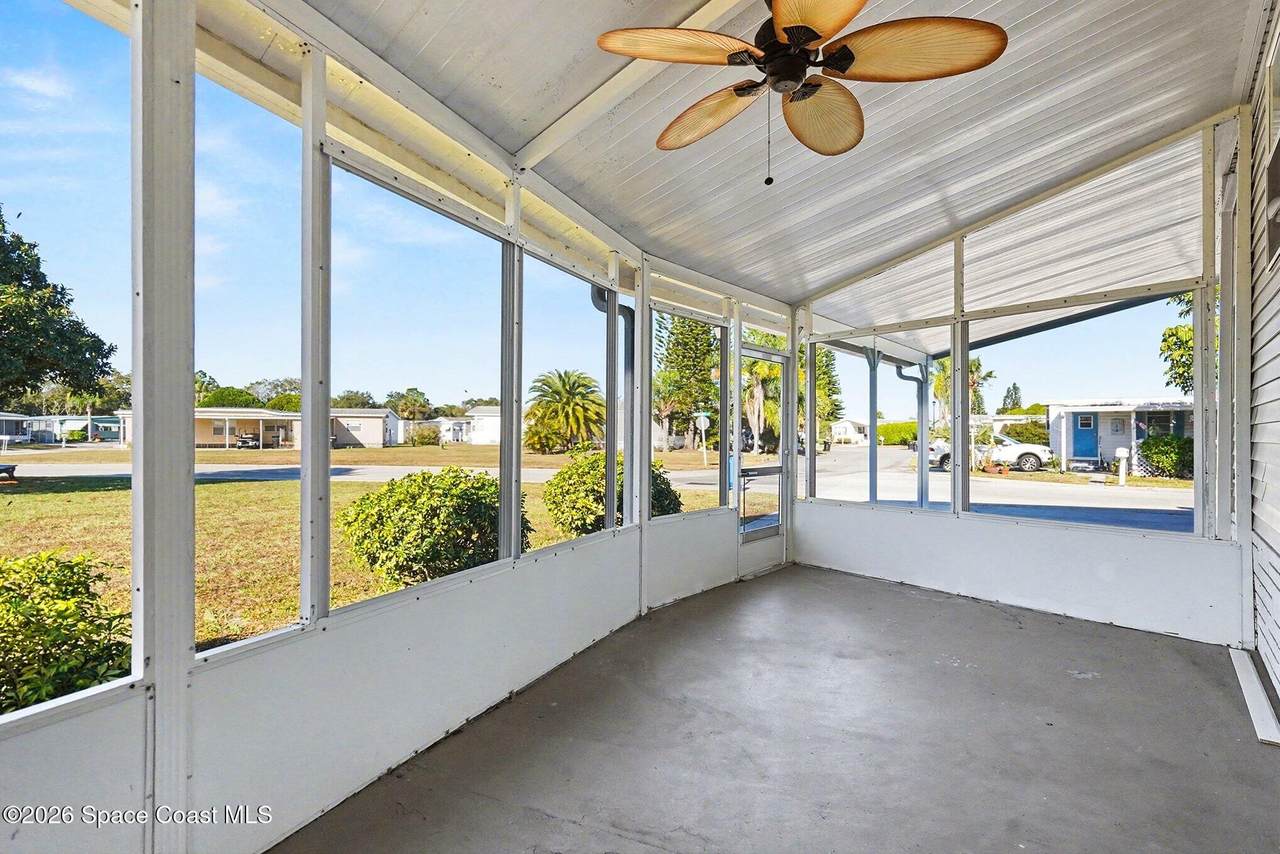 https://bt-photos.global.ssl.fastly.net/spacecoast/1280_boomver_1_1065879-2.jpg