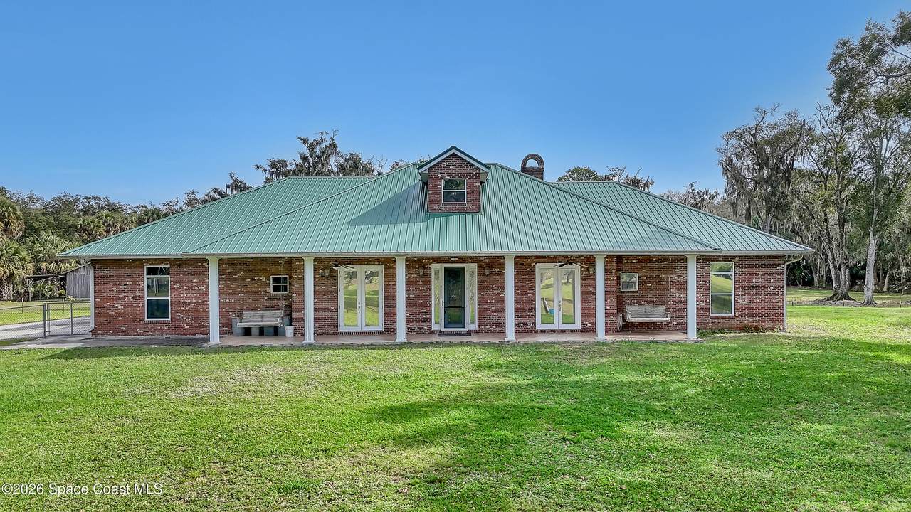 7080 Briar Oak Drive - Photo 1