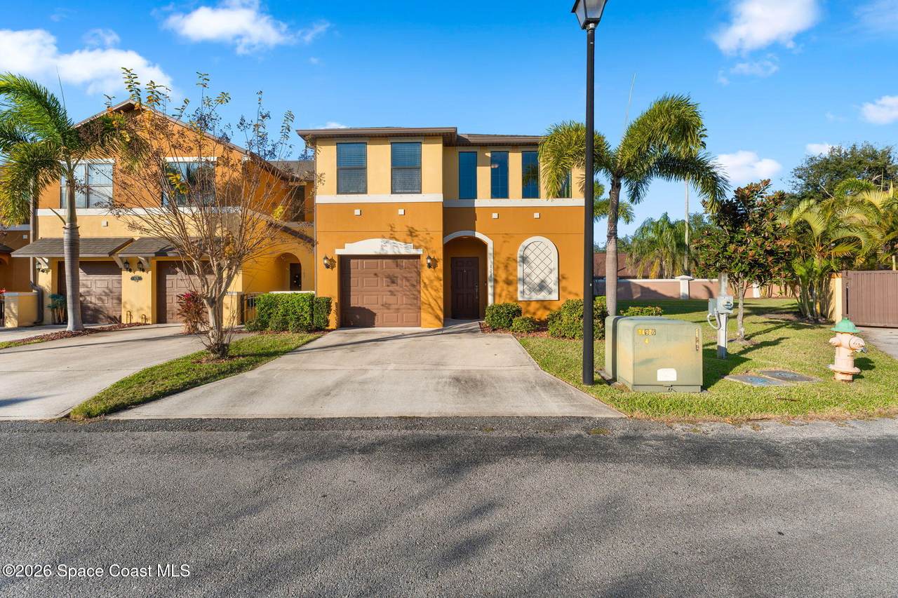 1415 Lara Circle - Photo 1