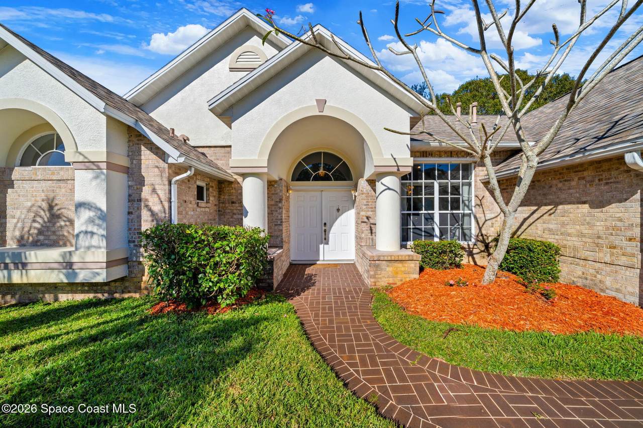 https://bt-photos.global.ssl.fastly.net/spacecoast/1280_boomver_1_1066089-2.jpg