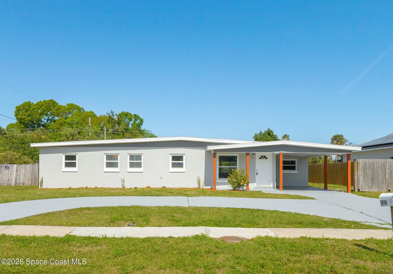 1510 Smith Drive - Photo 1