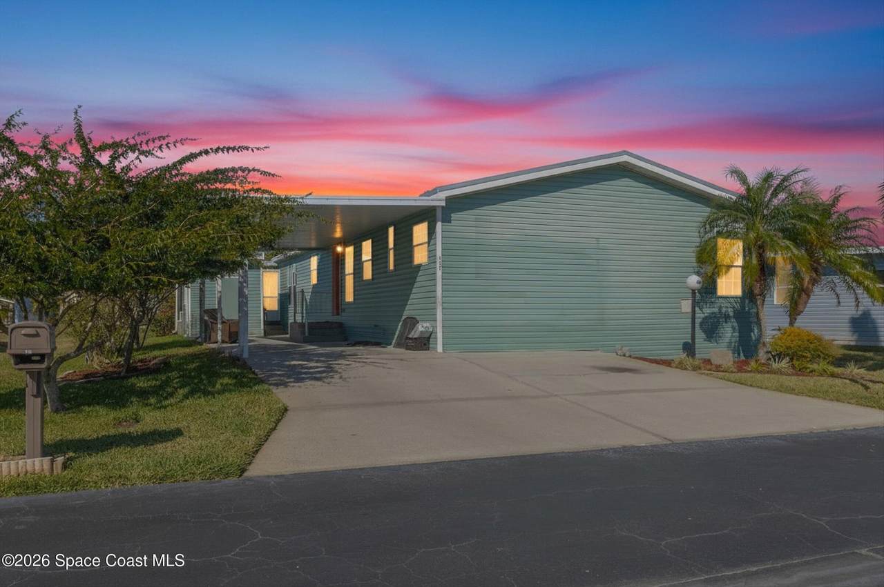 427 Horseshoe Bend Circle - Photo 1