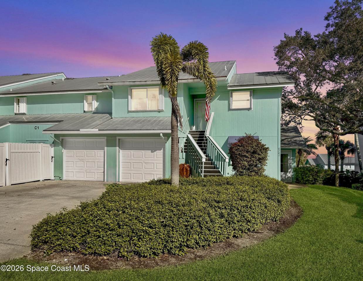 https://bt-photos.global.ssl.fastly.net/spacecoast/1280_boomver_1_1067448-2.jpg