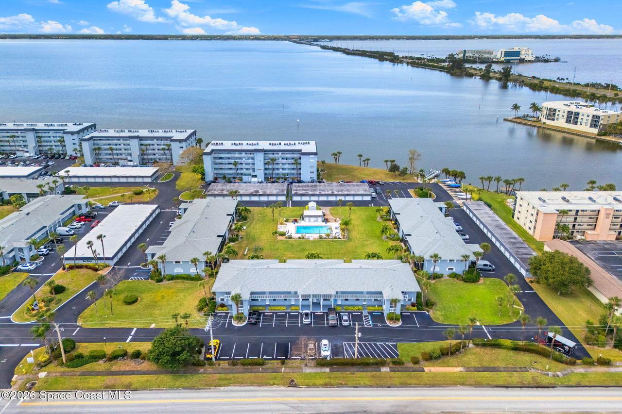 3799 Banana River Boulevard - Photo 1