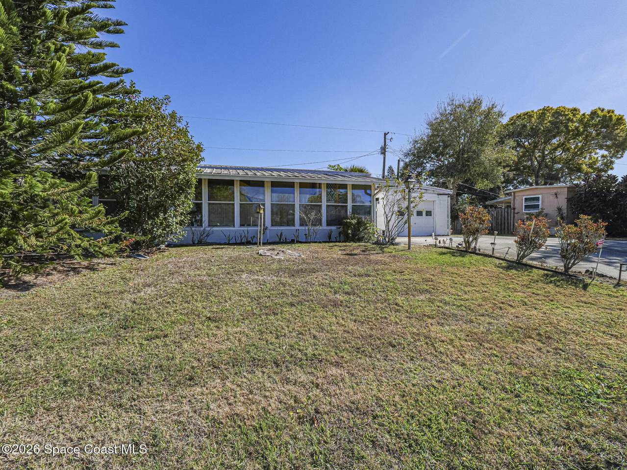 https://bt-photos.global.ssl.fastly.net/spacecoast/1280_boomver_1_1067646-2.jpg