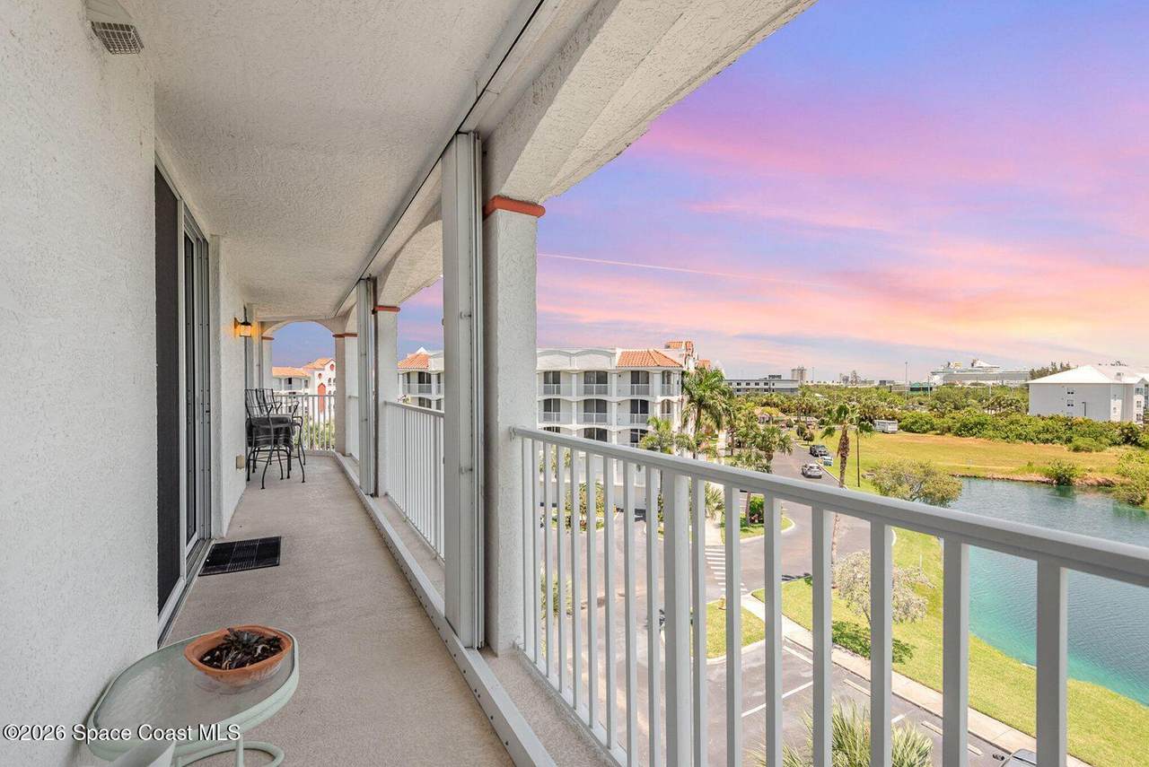 8903 Laguna Lane - Photo 1