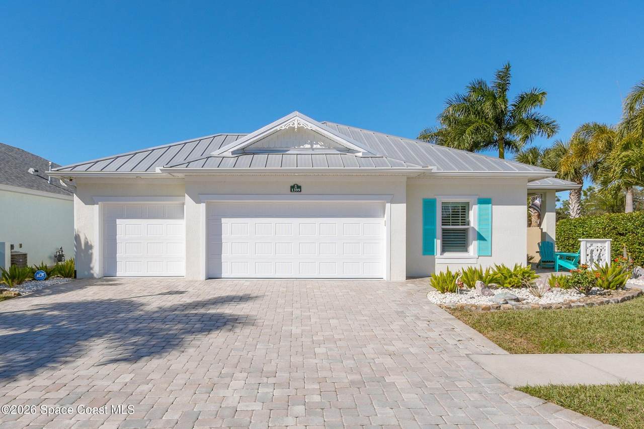 1399 Tullagee Avenue - Photo 1