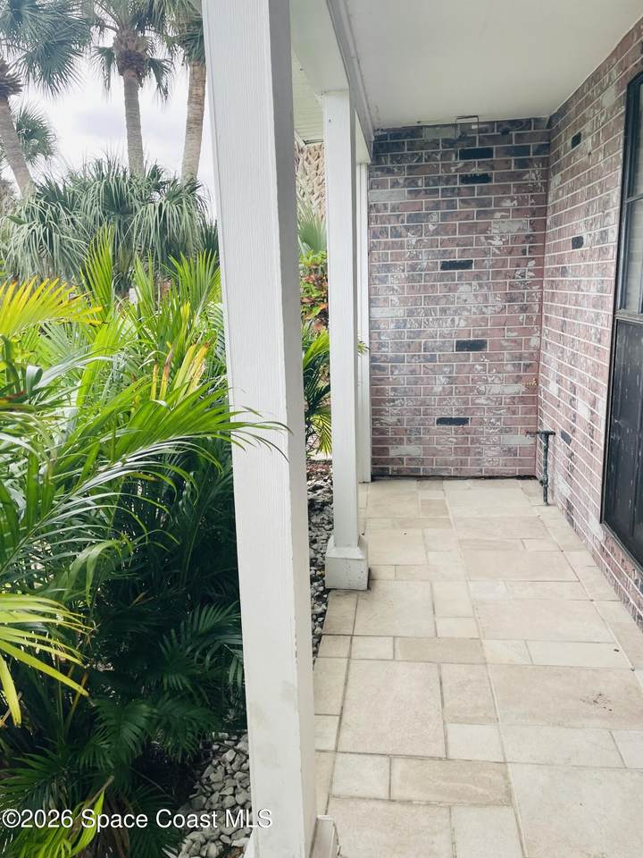 https://bt-photos.global.ssl.fastly.net/spacecoast/1280_boomver_1_1068099-2.jpg