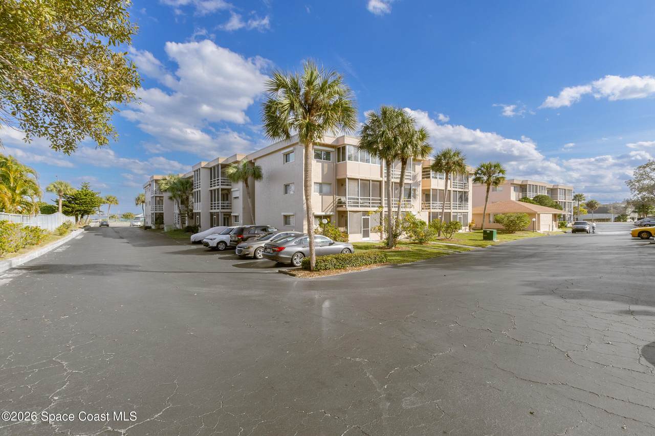 https://bt-photos.global.ssl.fastly.net/spacecoast/1280_boomver_1_1068152-2.jpg