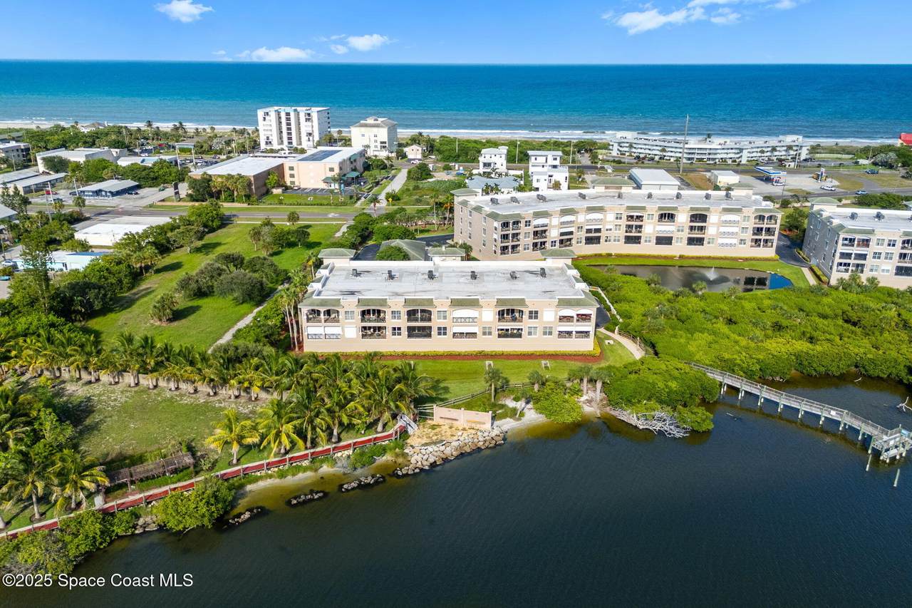 https://bt-photos.global.ssl.fastly.net/spacecoast/1280_boomver_1_1068230-2.jpg