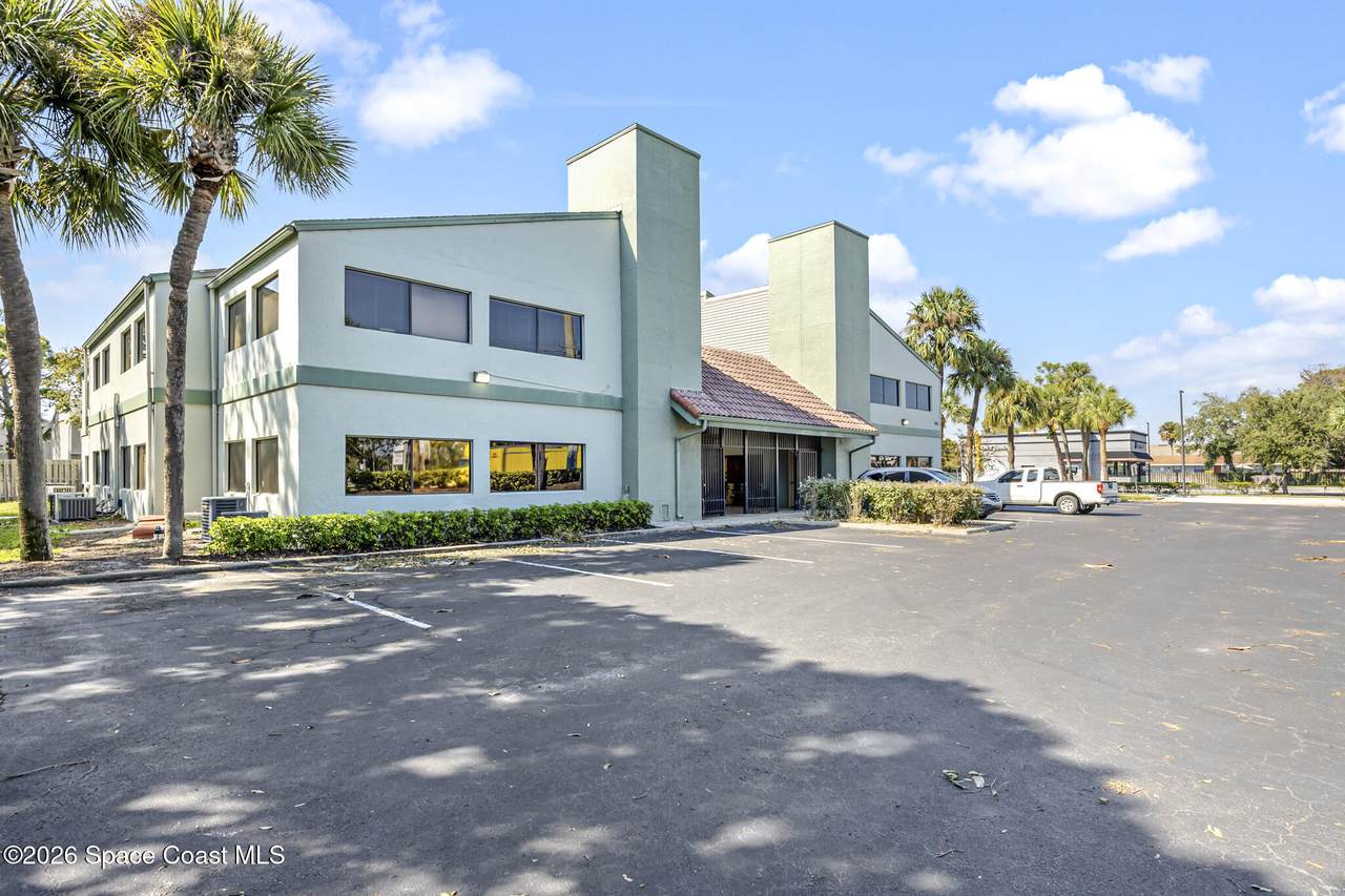 700 Wickham Road - Photo 1