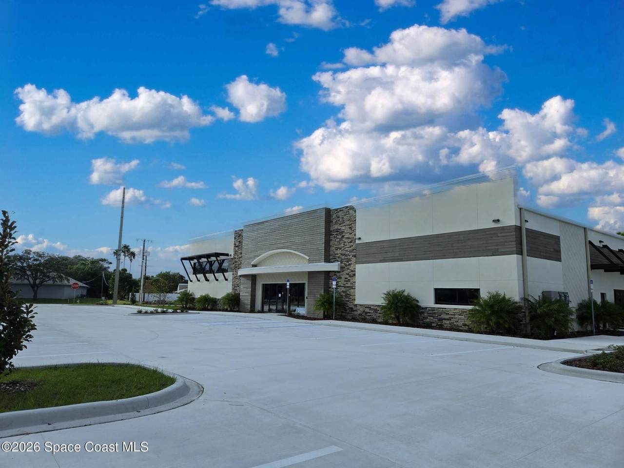https://bt-photos.global.ssl.fastly.net/spacecoast/1280_boomver_1_1068334-2.jpg