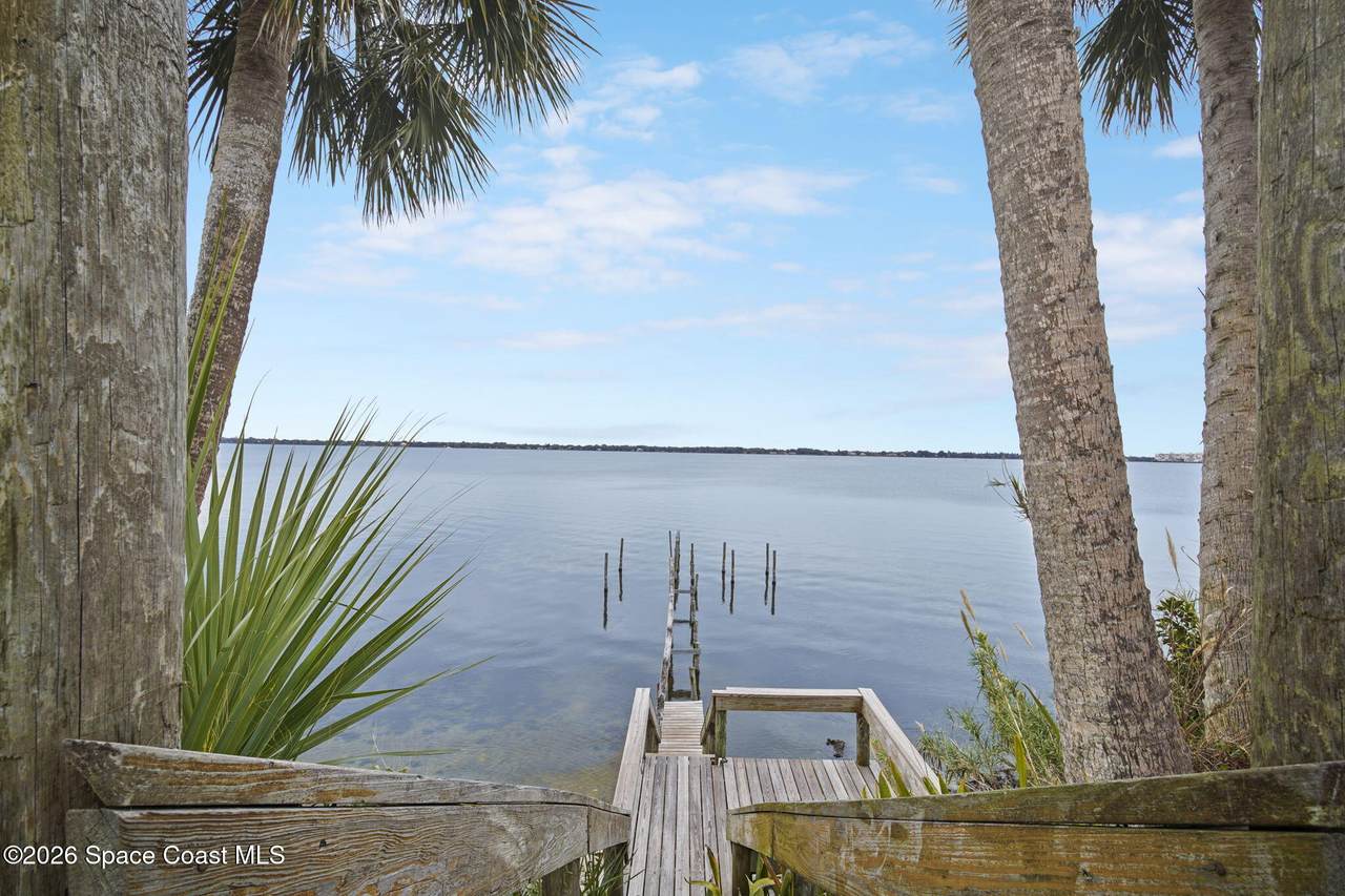 https://bt-photos.global.ssl.fastly.net/spacecoast/1280_boomver_1_1068428-2.jpg