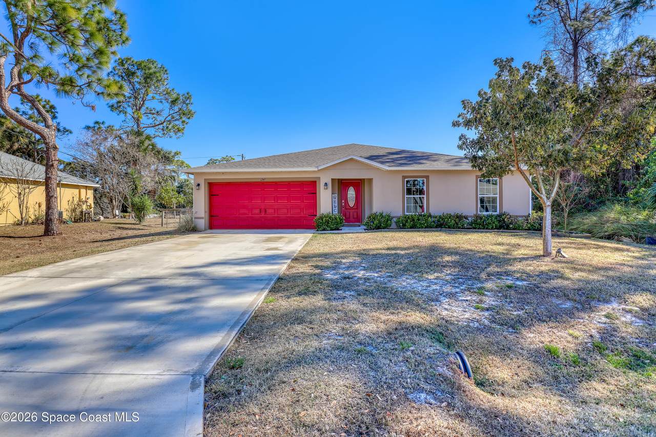 1247 Heitzman Avenue - Photo 1