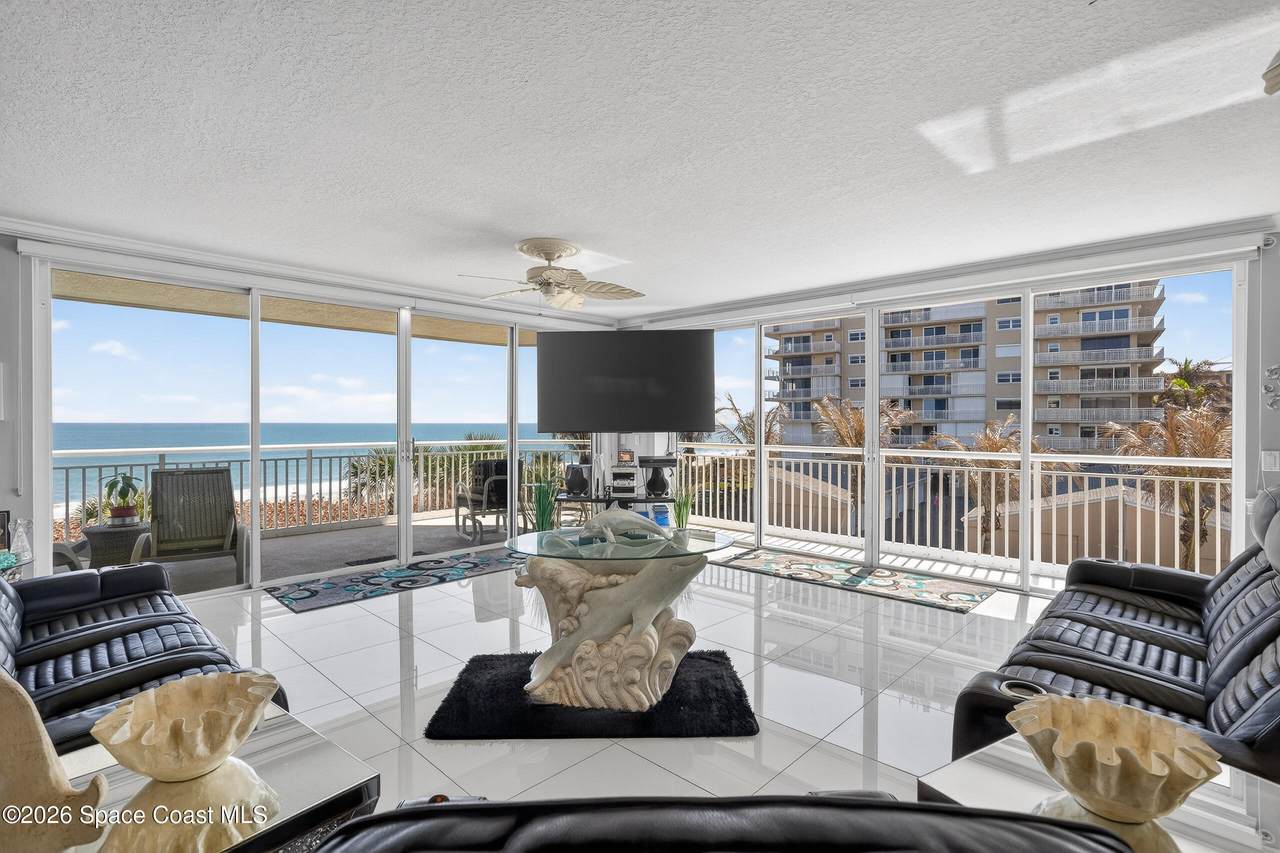 https://bt-photos.global.ssl.fastly.net/spacecoast/1280_boomver_1_1068871-2.jpg