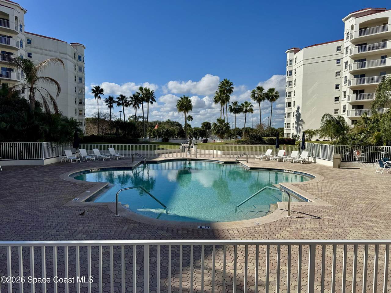 https://bt-photos.global.ssl.fastly.net/spacecoast/1280_boomver_1_1069070-2.jpg