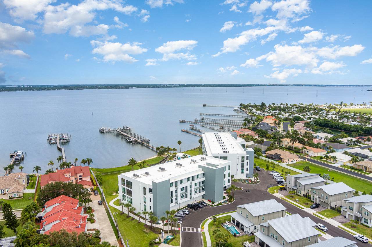 https://bt-photos.global.ssl.fastly.net/spacecoast/1280_boomver_1_1069145-2.jpg