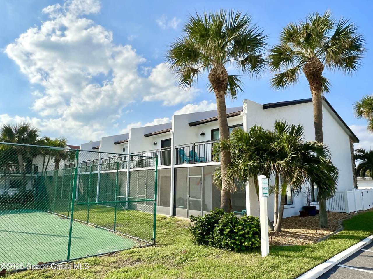https://bt-photos.global.ssl.fastly.net/spacecoast/1280_boomver_1_1069213-2.jpg