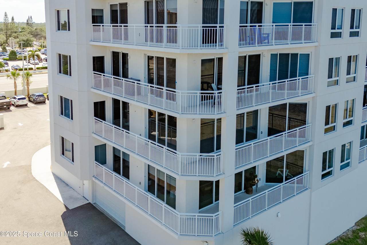 https://bt-photos.global.ssl.fastly.net/spacecoast/1280_boomver_1_1069402-2.jpg