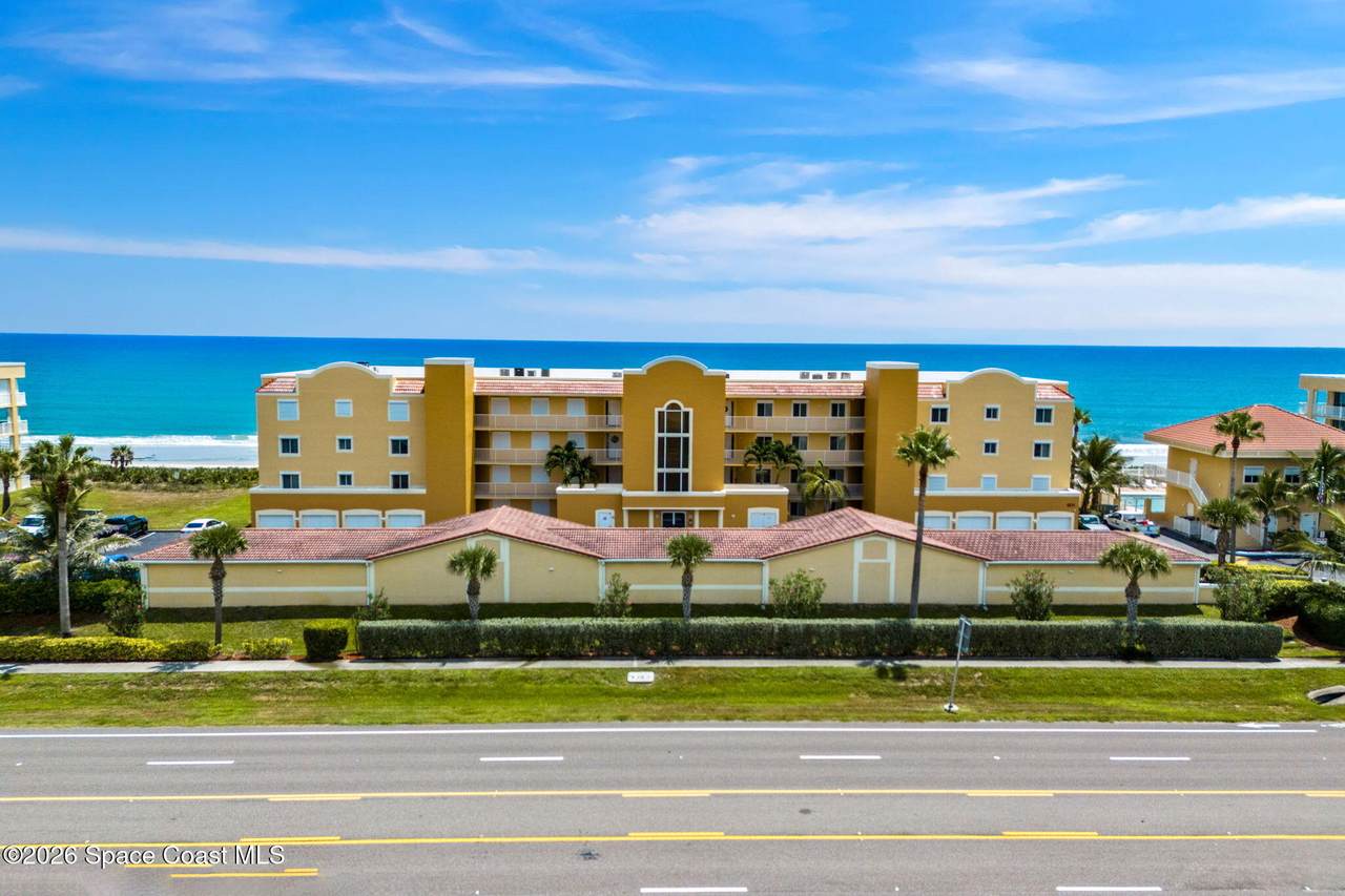 https://bt-photos.global.ssl.fastly.net/spacecoast/1280_boomver_1_1069468-2.jpg