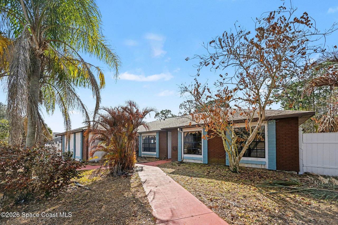 https://bt-photos.global.ssl.fastly.net/spacecoast/1280_boomver_1_1069520-2.jpg