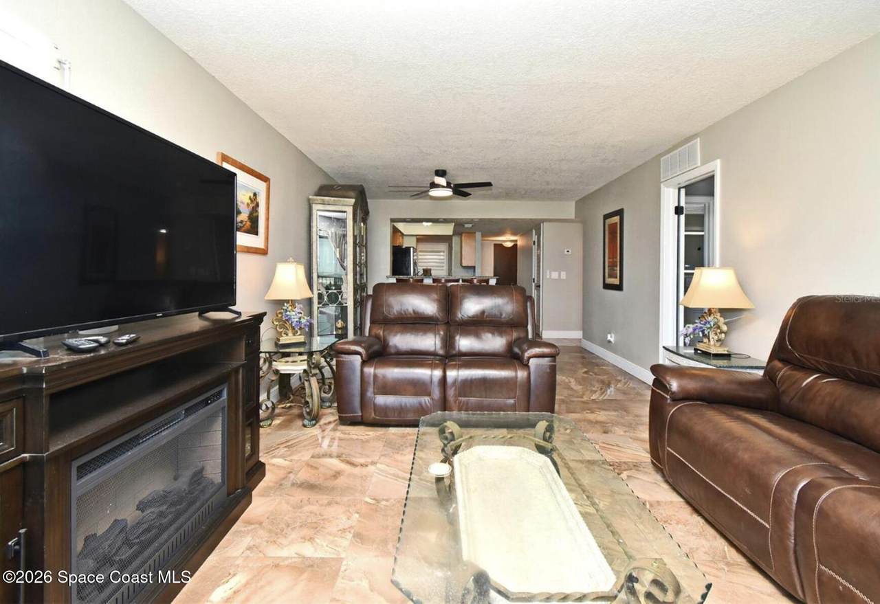 https://bt-photos.global.ssl.fastly.net/spacecoast/1280_boomver_1_1069589-2.jpg
