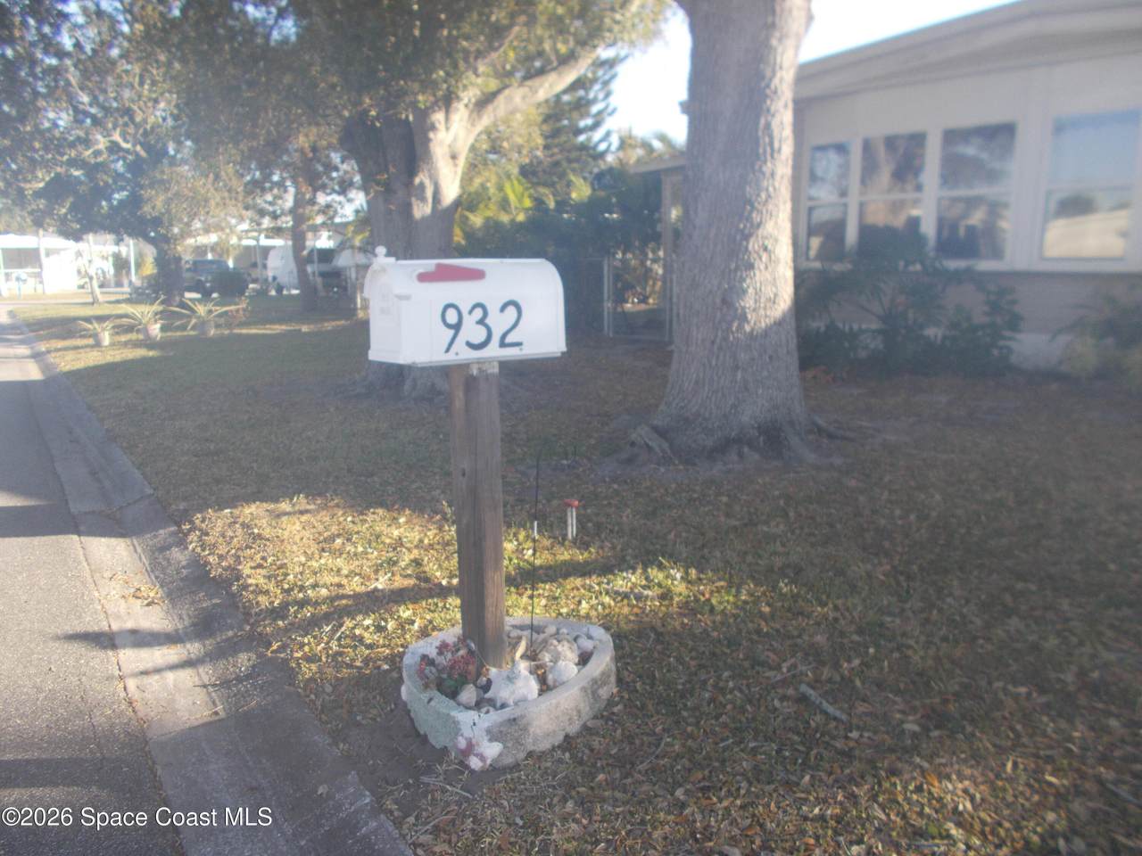 932 Cashew Circle - Photo 1
