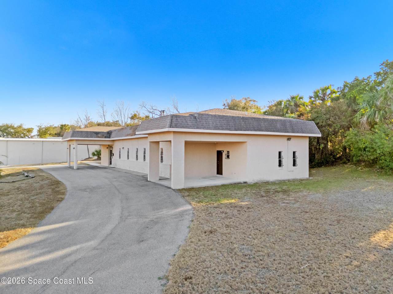 https://bt-photos.global.ssl.fastly.net/spacecoast/1280_boomver_1_1069735-2.jpg
