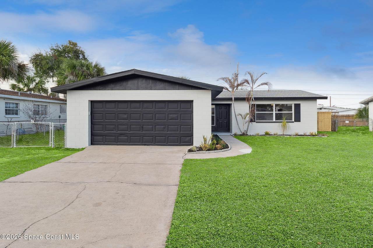 1430 James Avenue - Photo 1
