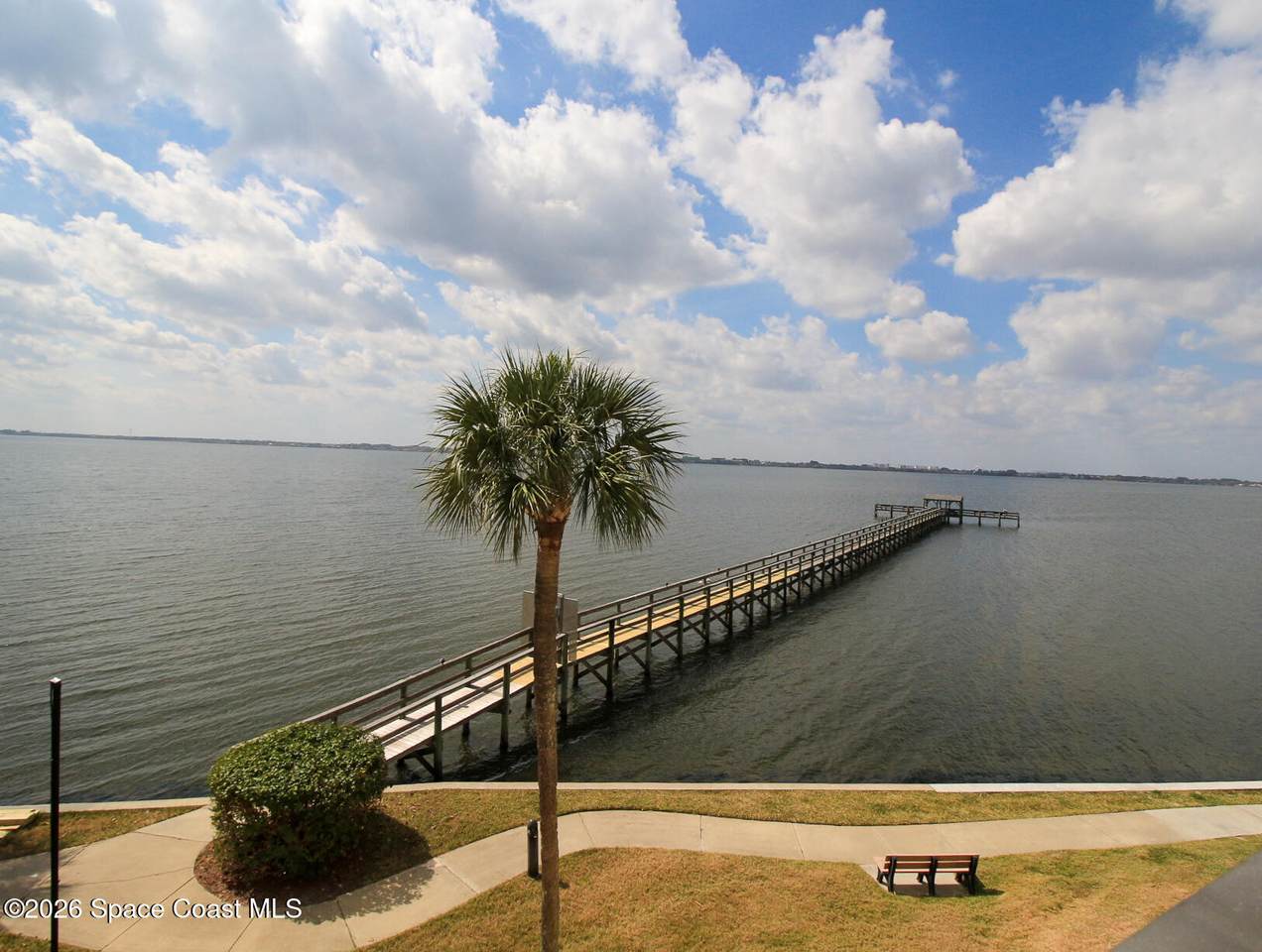 https://bt-photos.global.ssl.fastly.net/spacecoast/1280_boomver_1_1070033-2.jpg