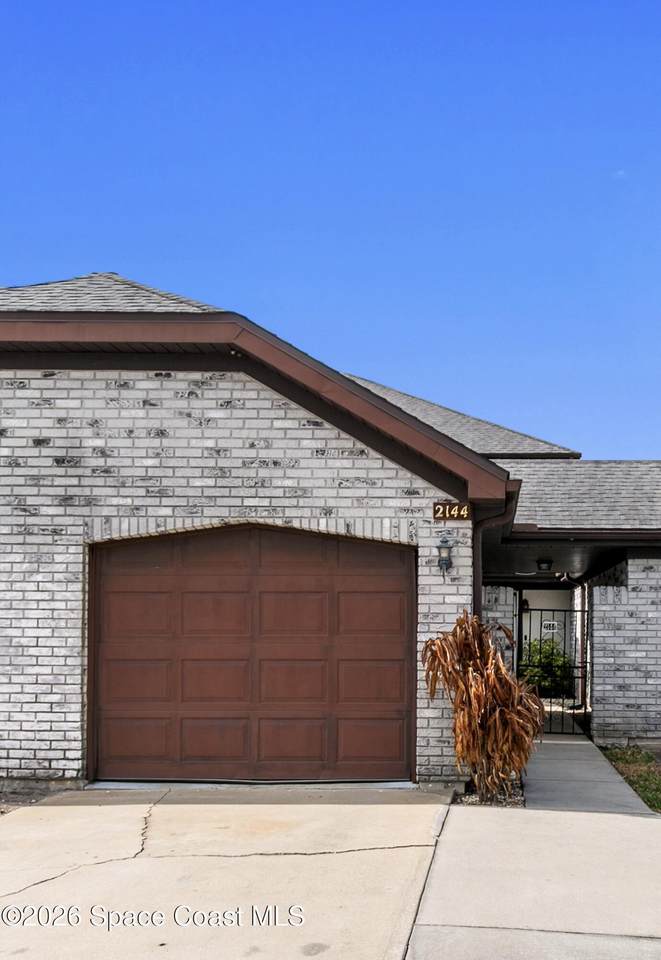 2144 Kings Cross Street - Photo 1