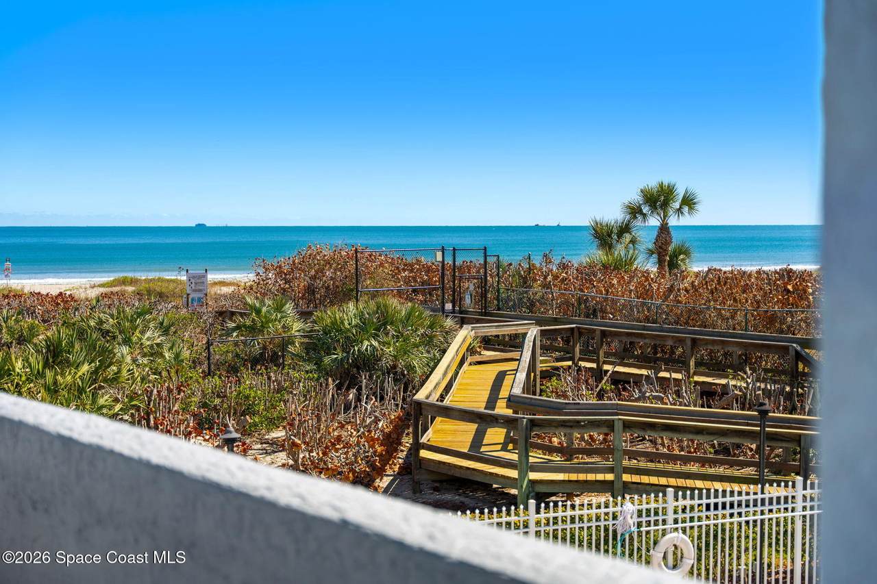 https://bt-photos.global.ssl.fastly.net/spacecoast/1280_boomver_1_1070336-2.jpg