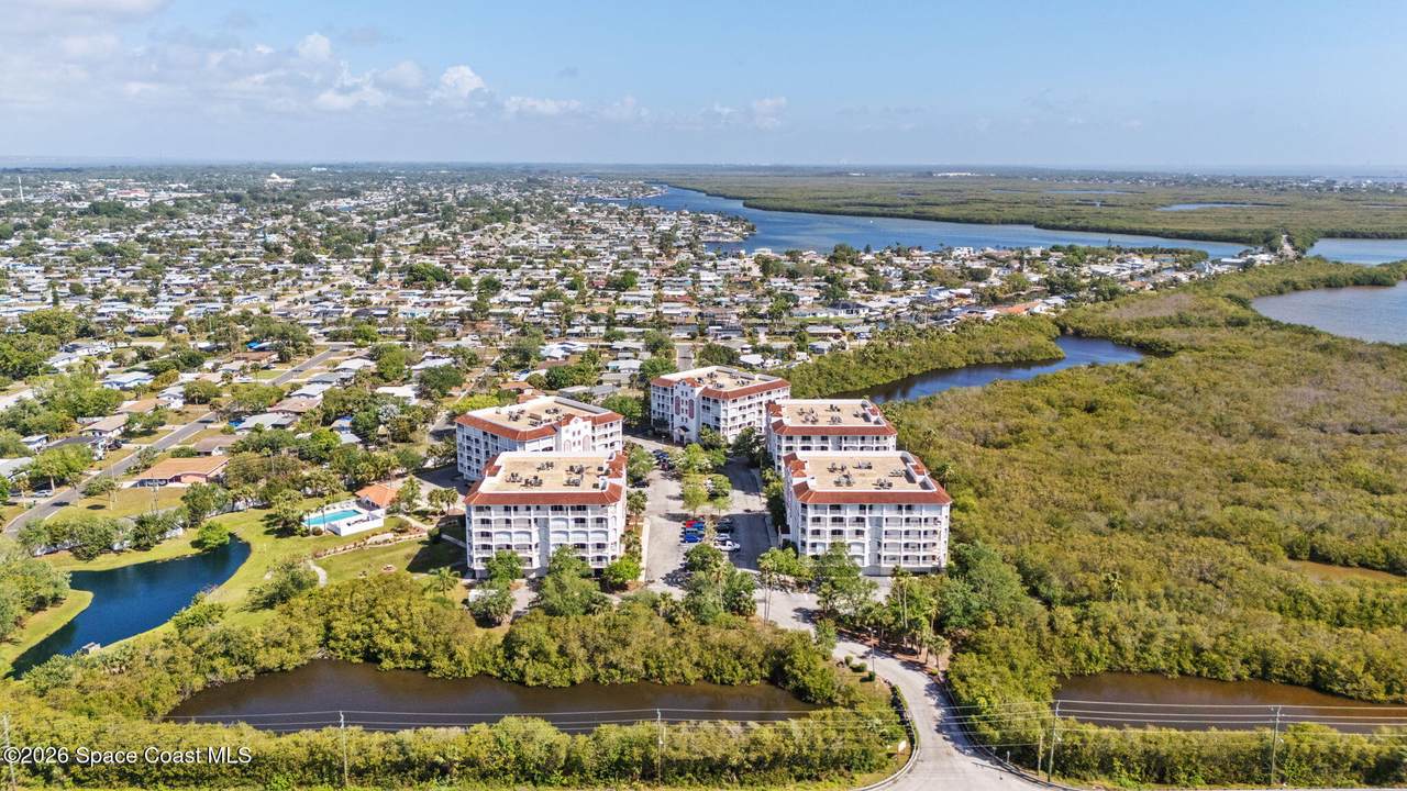 https://bt-photos.global.ssl.fastly.net/spacecoast/1280_boomver_1_1070360-2.jpg