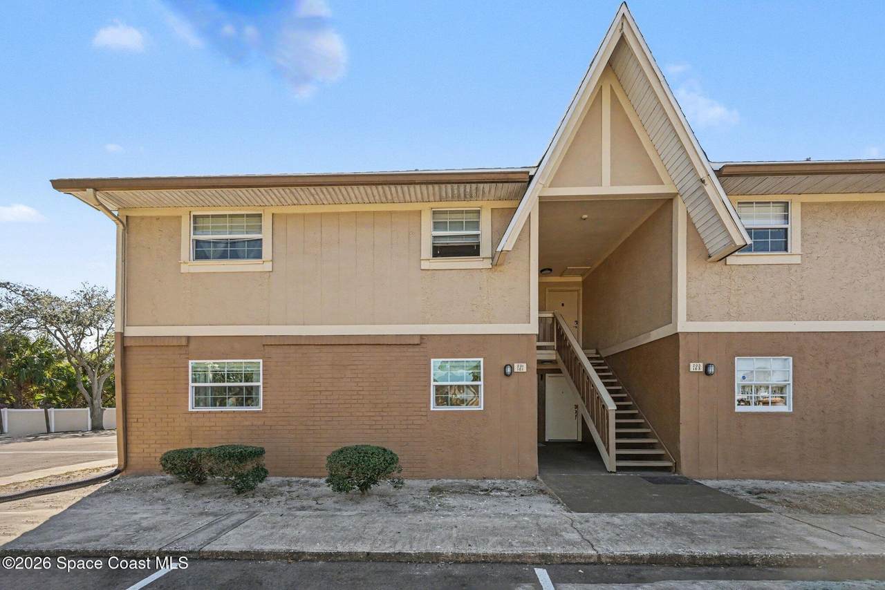 101 Bristol Lane - Photo 1
