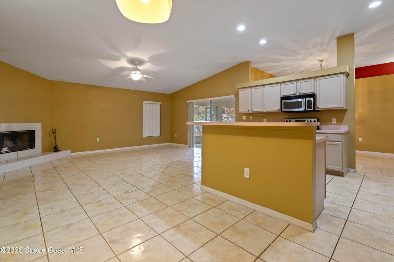 https://bt-photos.global.ssl.fastly.net/spacecoast/1280_boomver_1_1070594-2.jpg