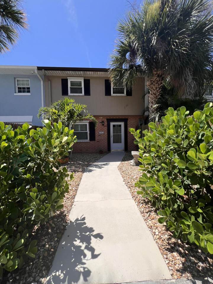 https://bt-photos.global.ssl.fastly.net/spacecoast/1280_boomver_1_1070892-2.jpg