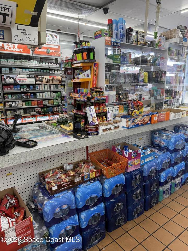 4750 Dixie Highway - Photo 1
