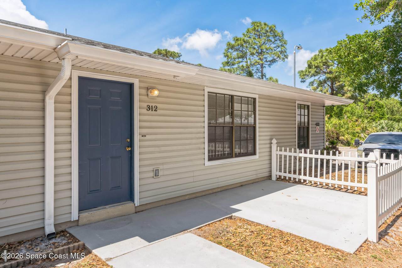 https://bt-photos.global.ssl.fastly.net/spacecoast/1280_boomver_1_1071040-2.jpg