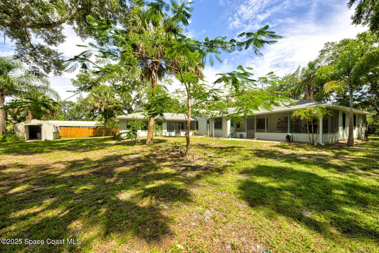 https://bt-photos.global.ssl.fastly.net/spacecoast/1280_boomver_1_1071342-2.jpg